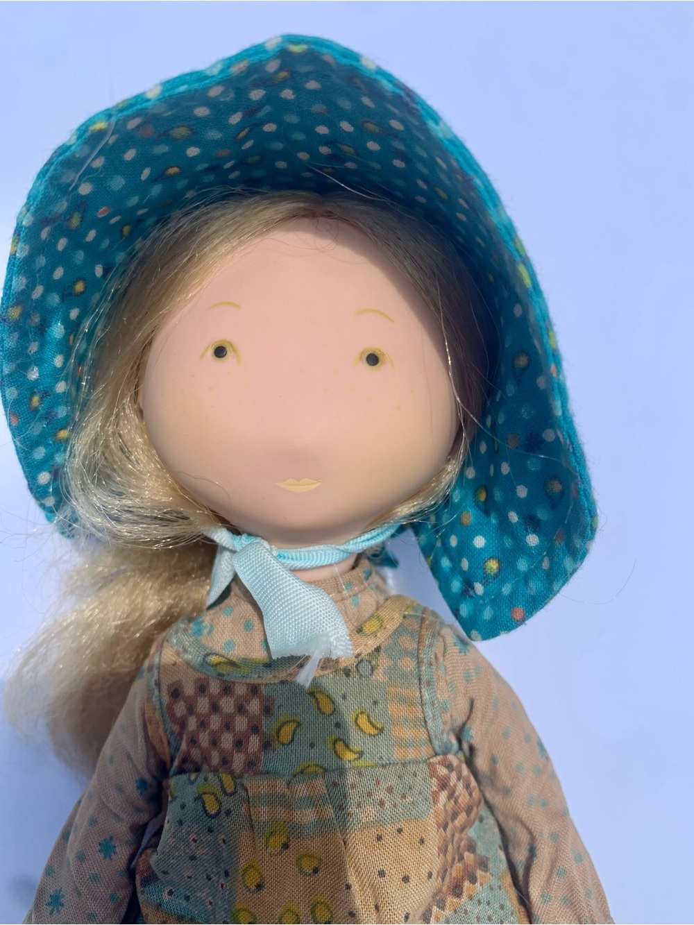 Vintage 1970s Knickerbocker Holly Hobbie  11” Doll W/bonnet and Shoes